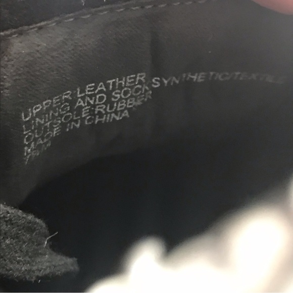 NEW Banana Republic Essential Sneaker Black Leather Snake Detail Size 7.5 - Picture 7 of 9